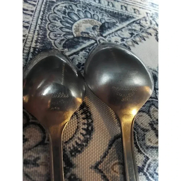MARSEILLES STAINLESS STEEL TEASPOONS & SOUP  SPOONS Lot of 4 - Picture 3 of 3